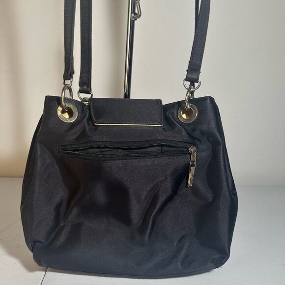 Elegant Black Handbag - Picture 5 of 8